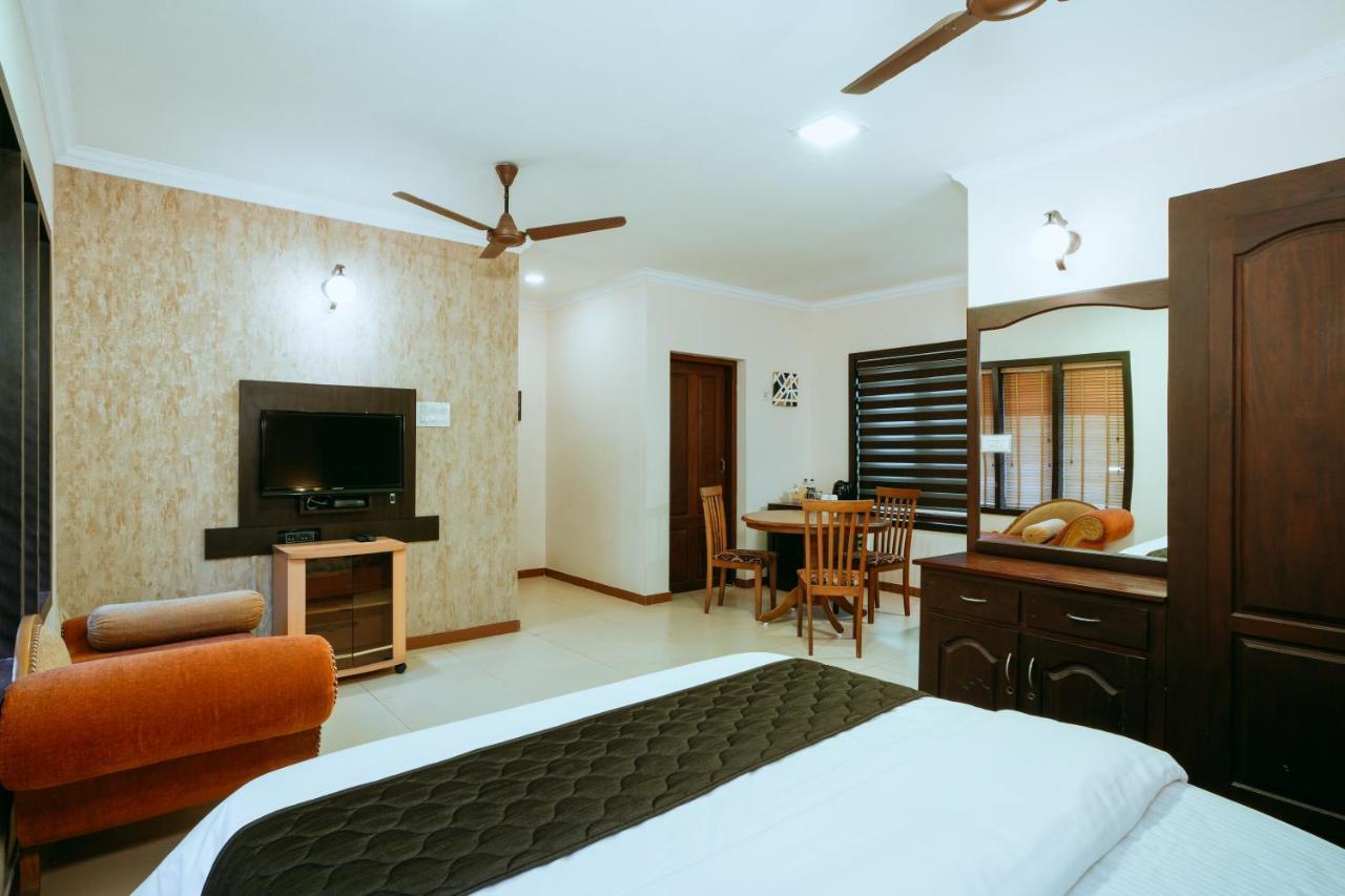 Asokam Beach Resort Каннур Екстер'єр фото